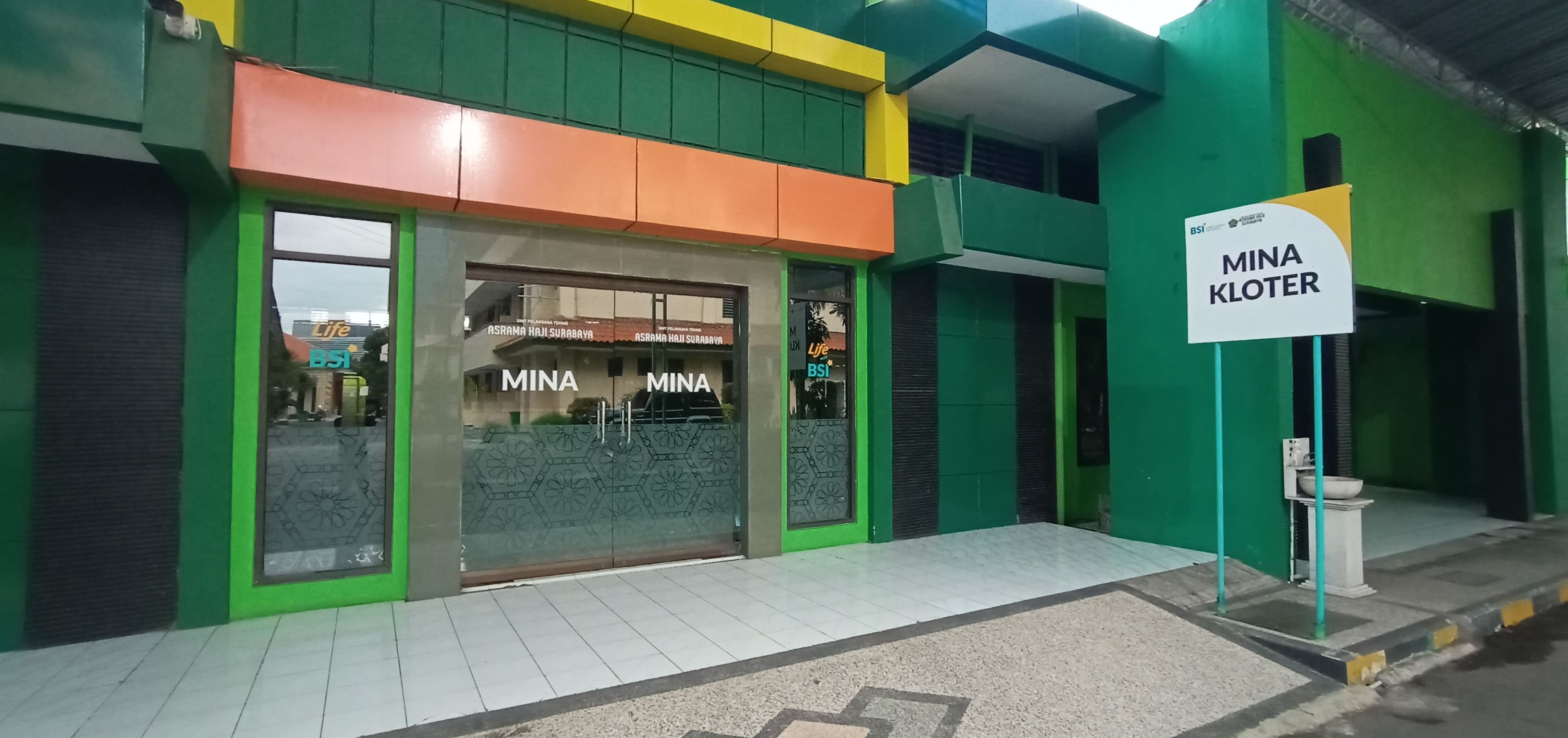 Hall Mina