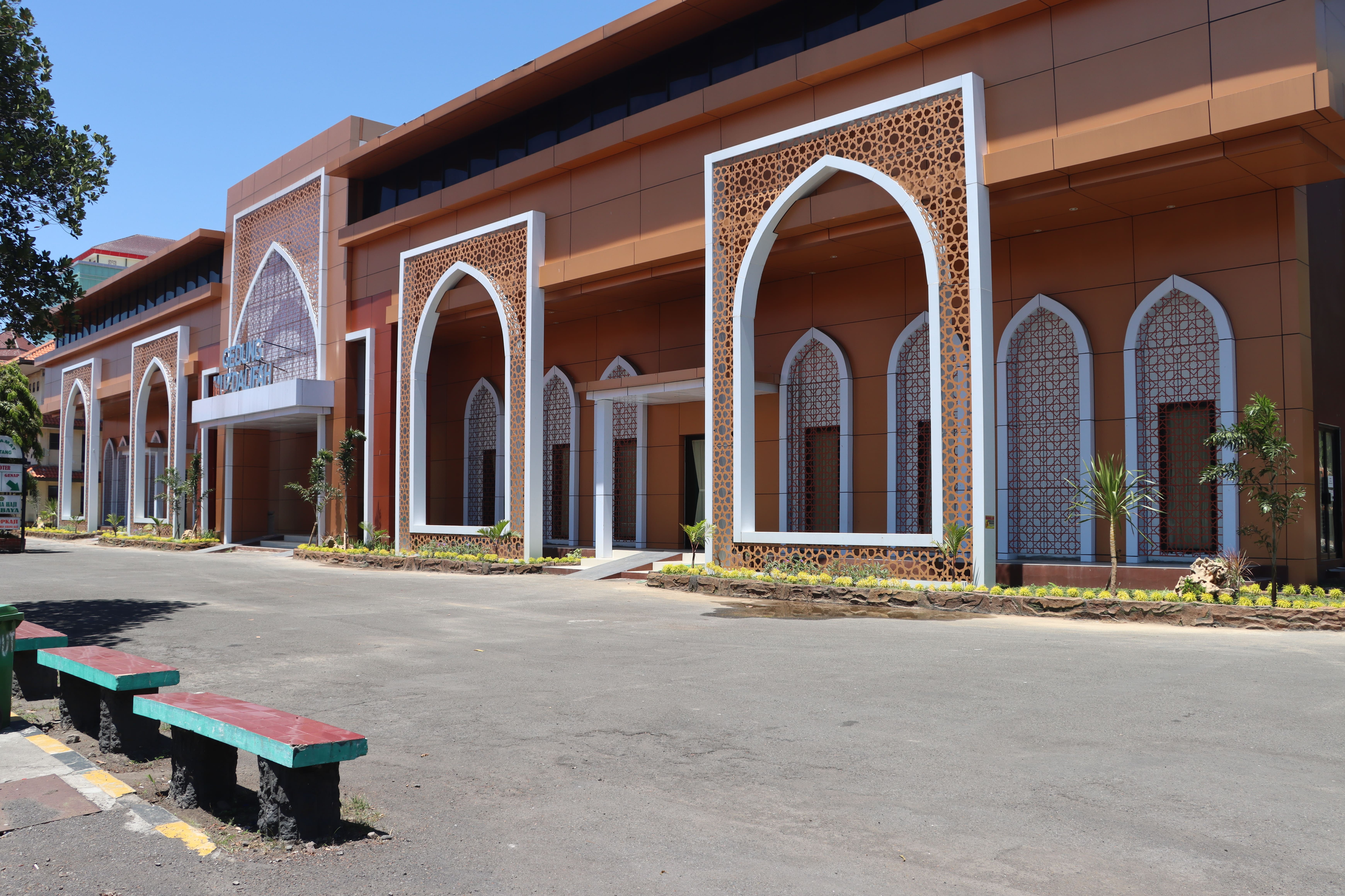 Hall image 4