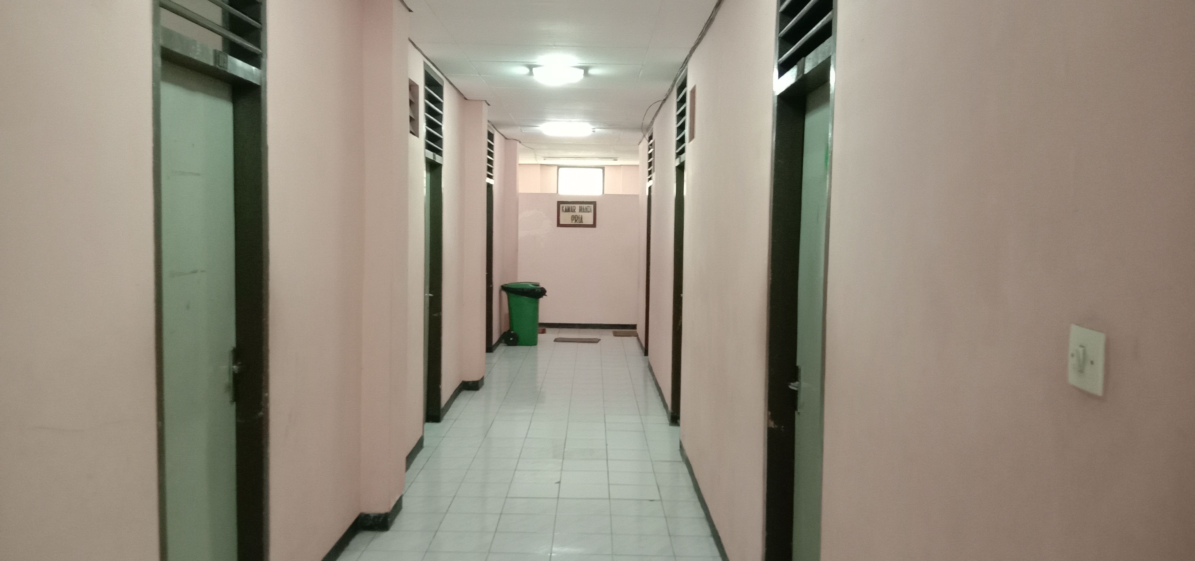 Room image 5