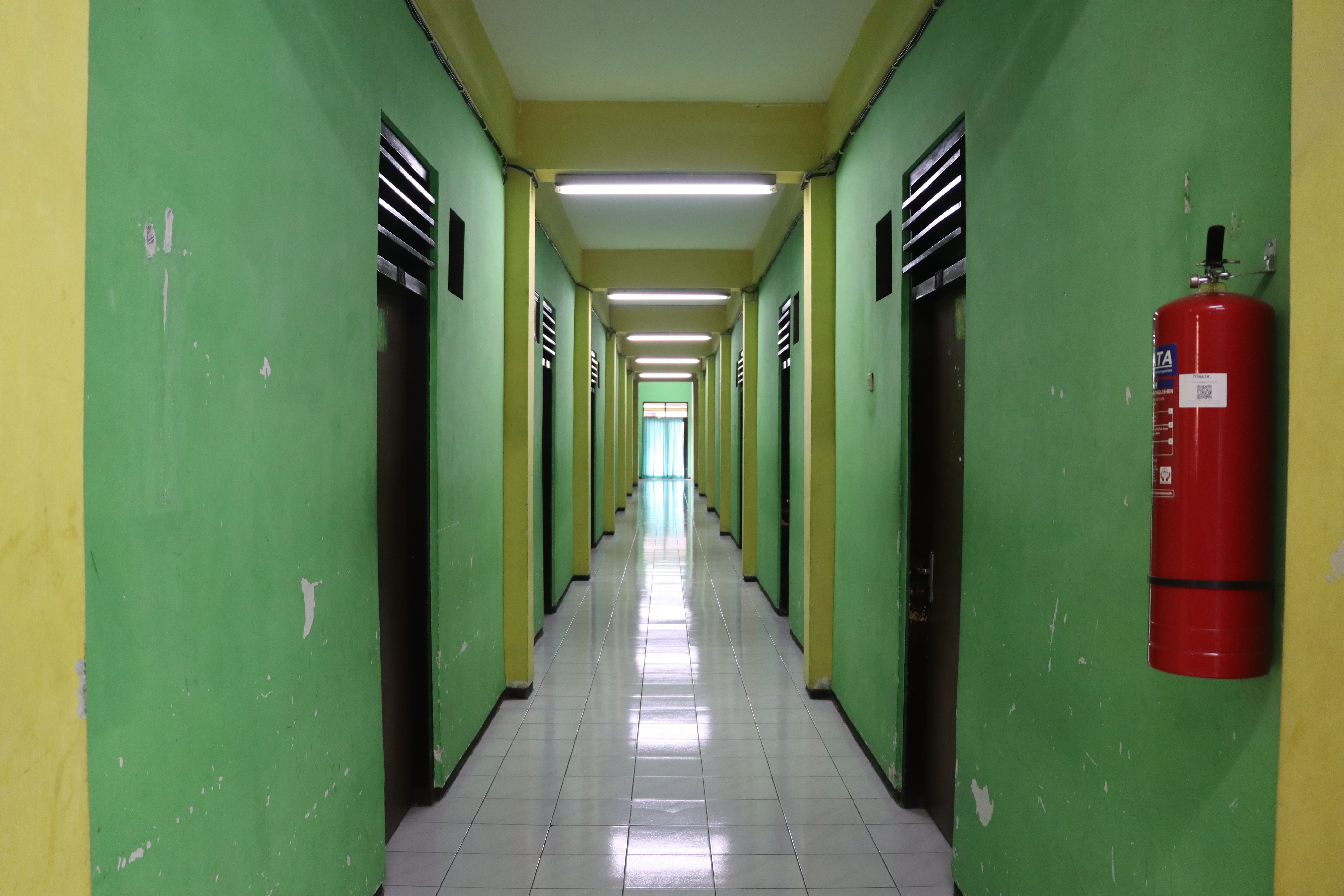 Room image 15