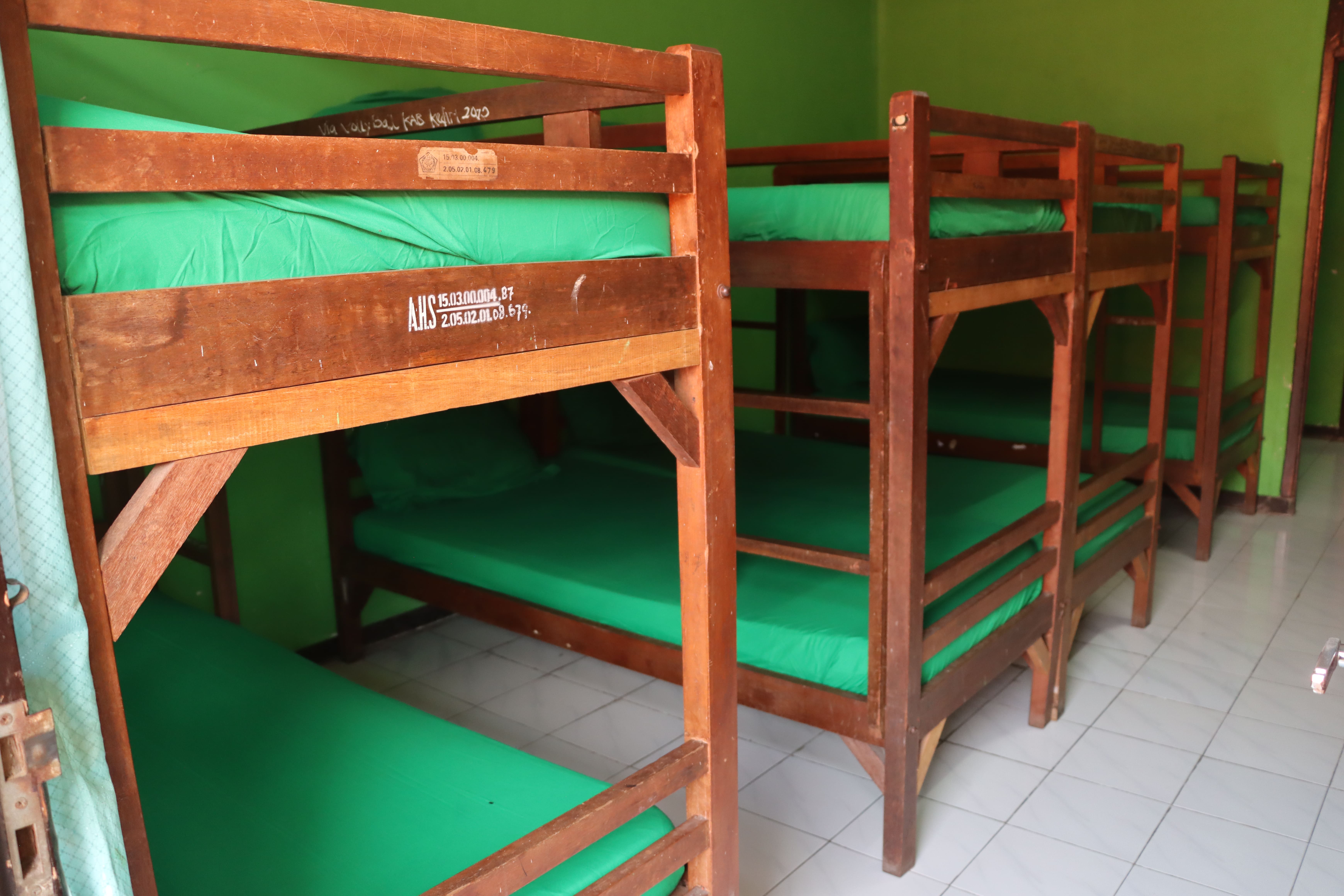 Room image 6