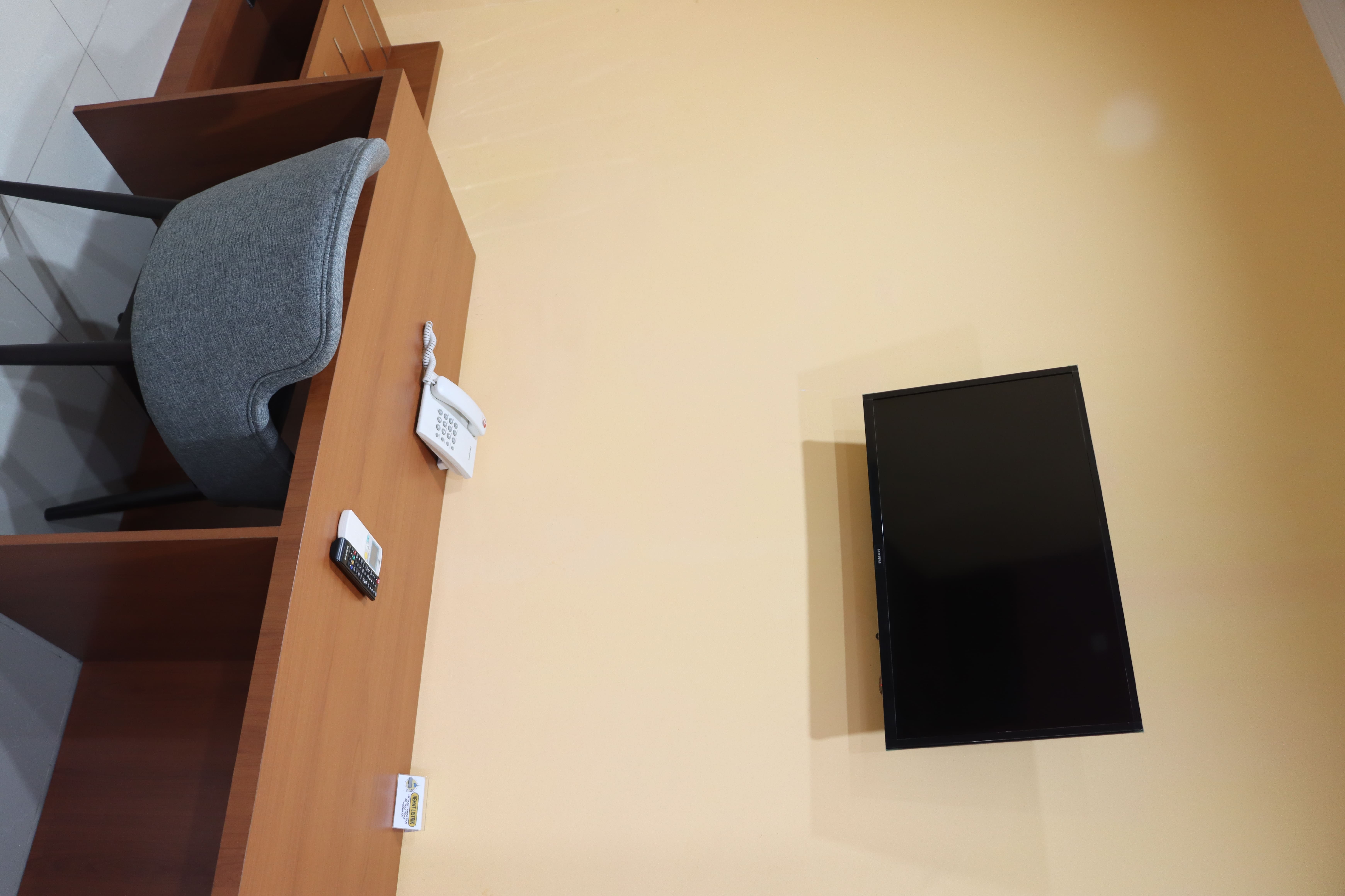 Room image 6