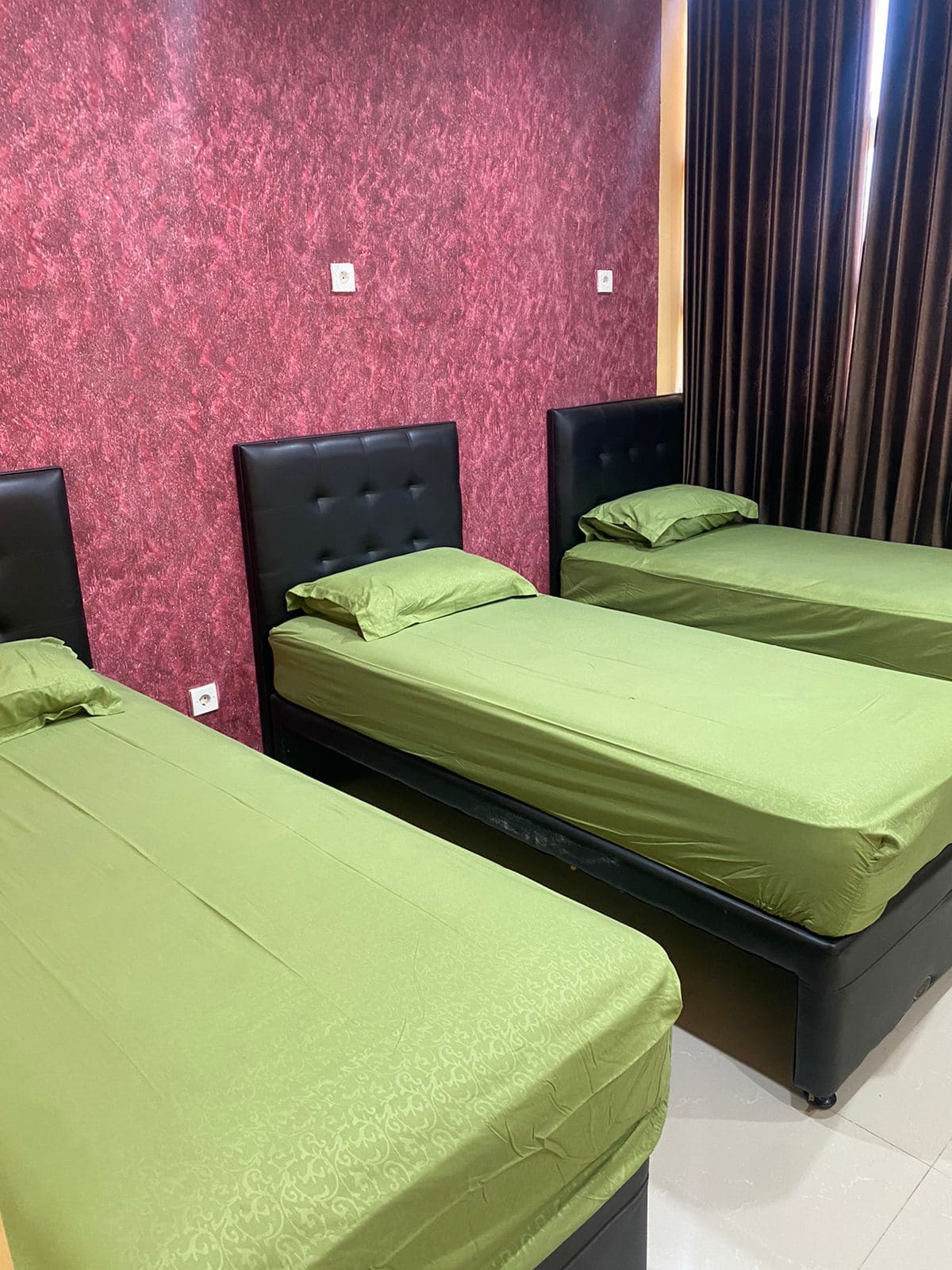 Room image 5