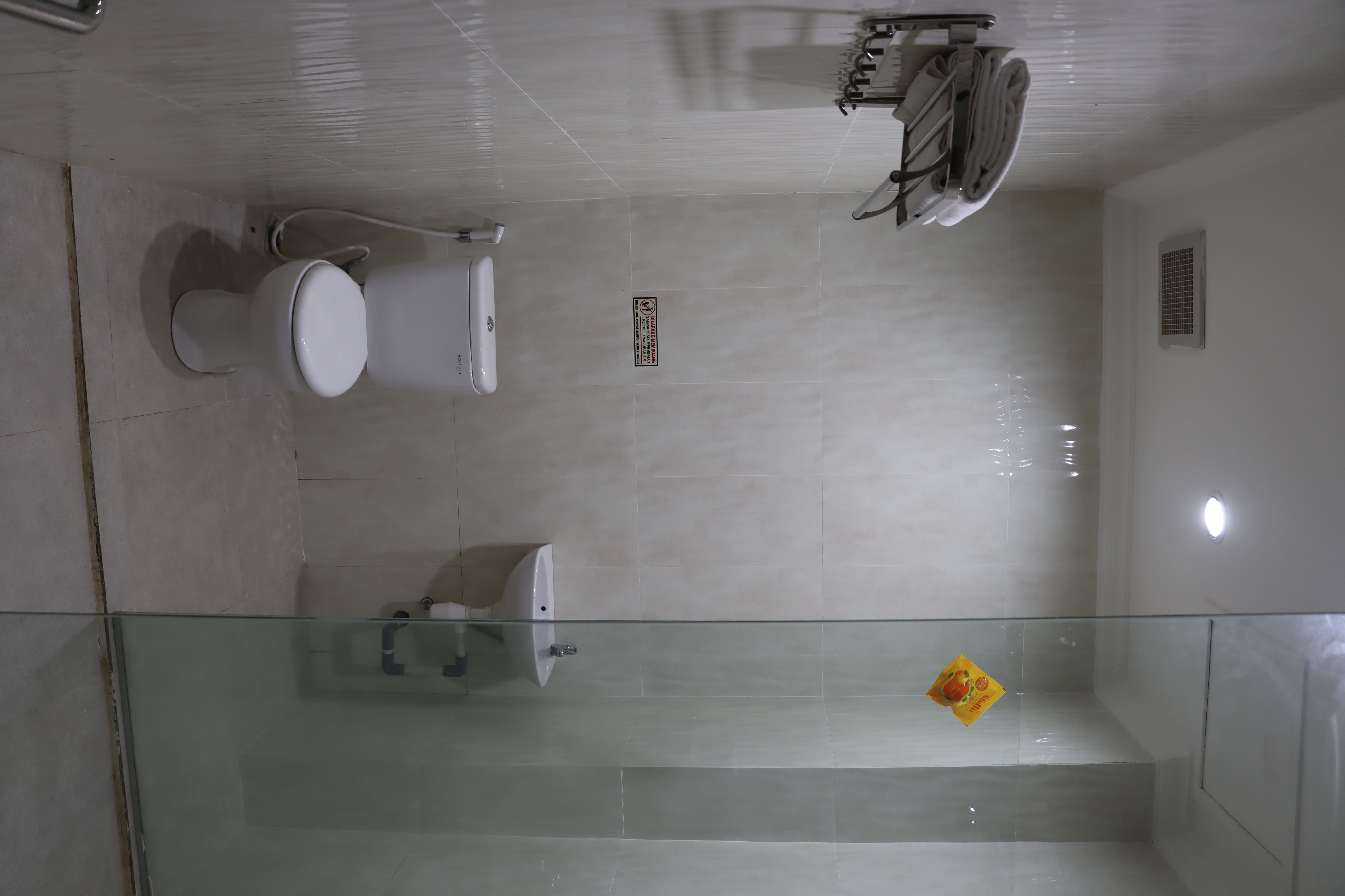 Room image 2