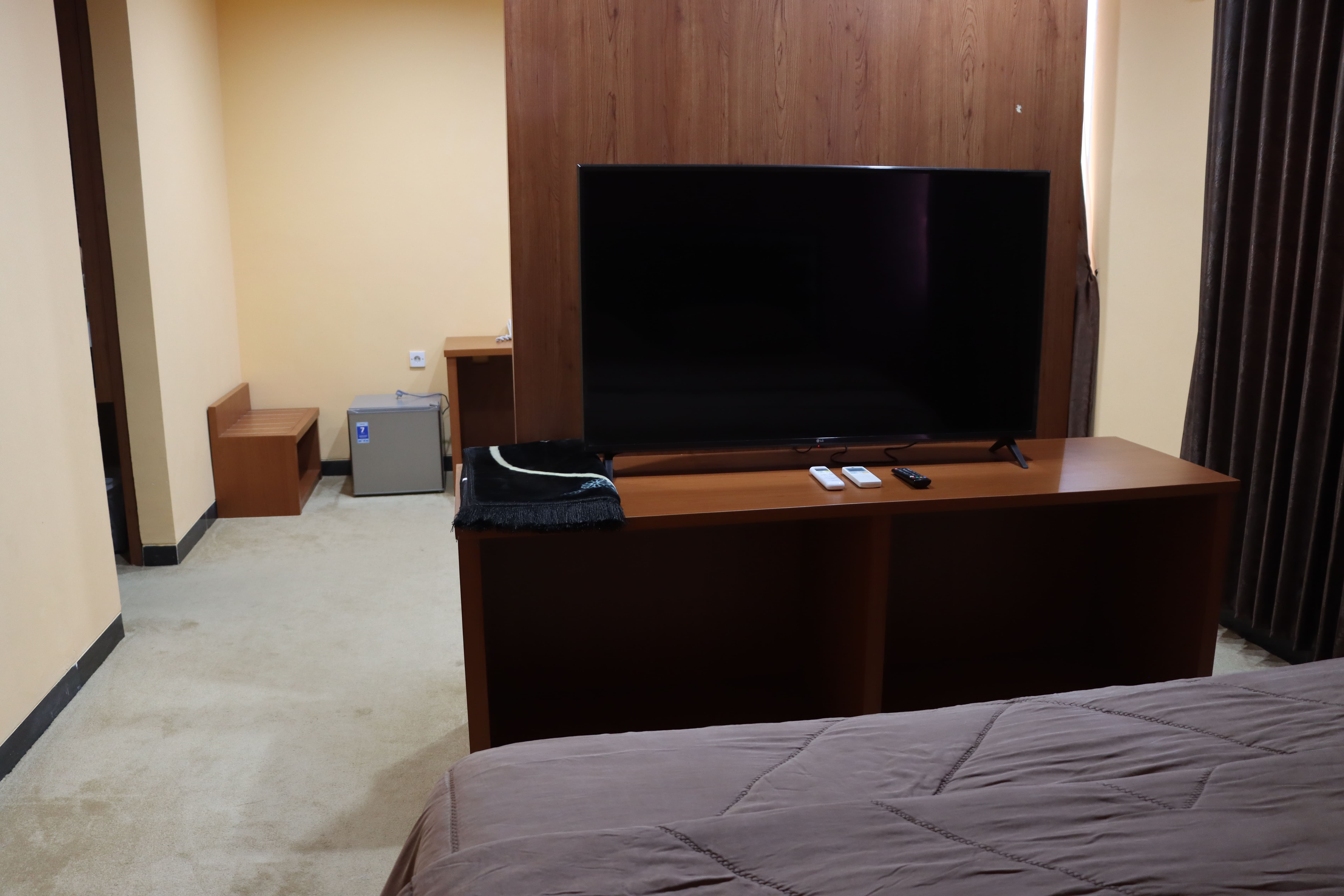 Room image 9